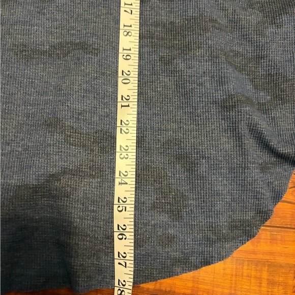 Michael Stars Blue Evereve Marcy Camo Print Thermal Tunic Top Womens Medium - Picture 10 of 12